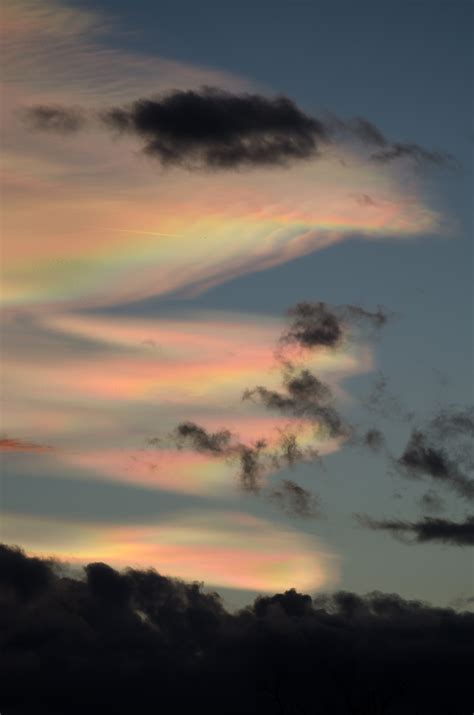 Iridescent clouds at sunset - Philipp Salzgeber photography