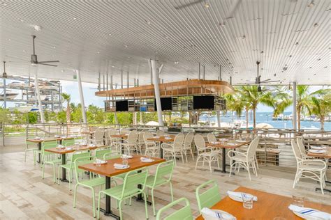 Gallery - Bayshore Club - Bar & Grill in Miami, FL