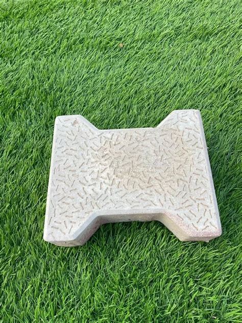 Concrete Cement Interlocking Tiles Size 1x1 Feet 300x300 Mm At Rs 13