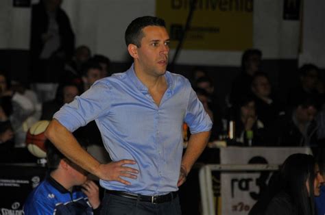 Álvaro Ponce Es El Nuevo Entrenador De Defensor Sporting