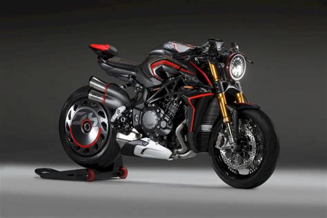 MV Agusta Rush 1000 Prezzo E Arrivo Della Hyper Naked Da Oltre 212 CV