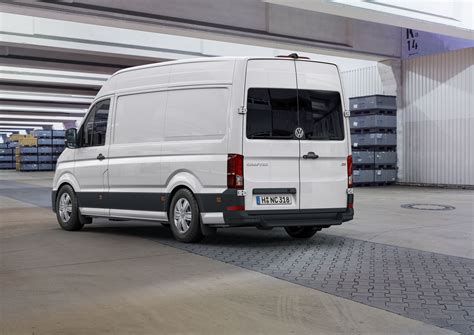 New Volkswagen Crafter Debuts With Fwd Option Us Market Entry