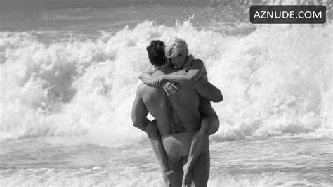 C J PERRY Nude AZNude