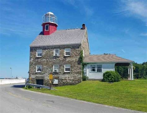 9 Lake Ontario Lighthouses in New York - Day Trips Around Rochester, NY