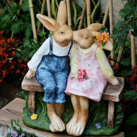 Bunny Lover Statue Rabbit Kiss Statue For Wedding Gift Garden