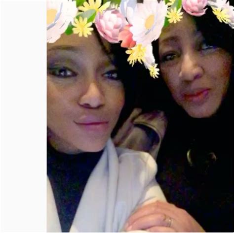 Watch Thando Thabethe Teach Her Mom How To Pout Okmzansi