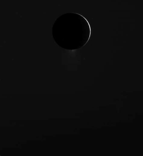 Enceladus’ plumes, 8 May 2010 | The Planetary Society