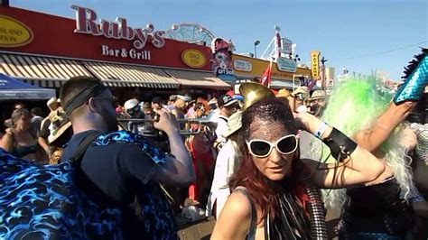 2016 Coney Island Mermaid Parade Dancers Youtube