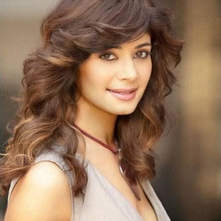 Pooja Batra Hot Bikini Image Gallery Images Photos Pics Cinemagigs
