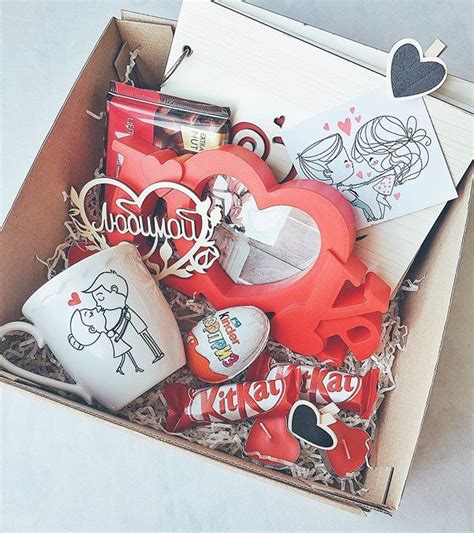 Love is...♥️ . В наличии три белые коробки, больше белых коробок не ...