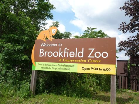 Zoo Entrance Sign