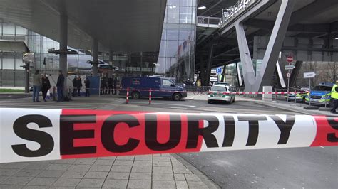 Dueren Magazin De K Ln Raub Auf Geldtransporter Am Flughafen K Ln Bonn