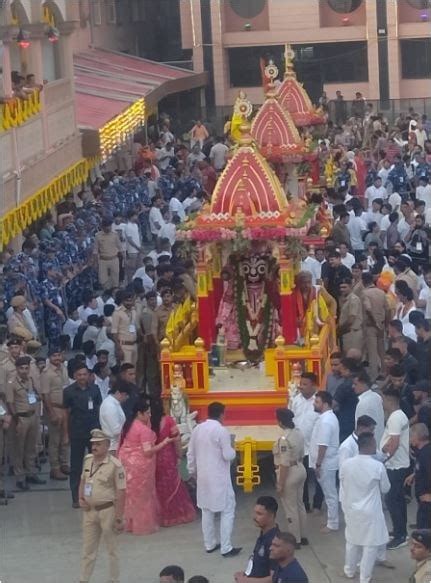 पुरी में निकली भगवान जगन्नाथ की भव्य रथ यात्रा अमित शाह ने अहमदाबाद