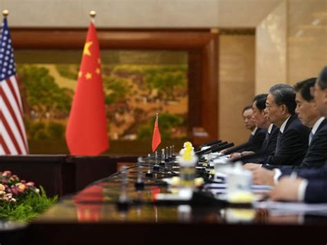 Chinas Wang Tells Blinken In Depth Dialogue Can Steady Ties Euractiv