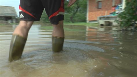 Velike Poplave Kod A Ka Alo Rs