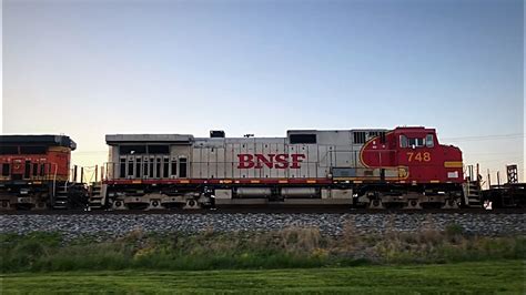 BNSF Warbonnet Trails In Nappanee On Q171 YouTube