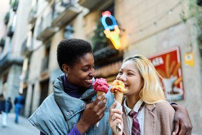 Gen Z is sick of there being so much sex everywhere Society EL PAÍS English