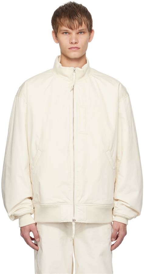 Blouson aviateur isolé blanc cassé nanamica en solde