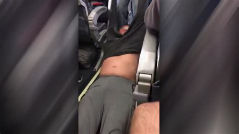 Doctor Forcibly Dragged From United Airlines Flight Finally Speaks Out