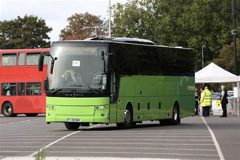 Souls Coaches YJ19BBV At Oxford Railway Station Car Park Flickr