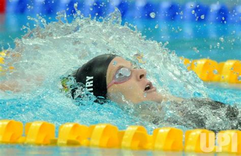 Photo Womens Olympic 200m Backstroke Final In Beijing