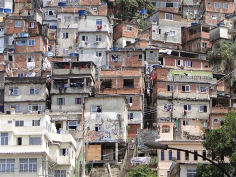 Israeli Backpackers Volunteer In Rio’s Slums To Remember A Friend The Times Of Israel