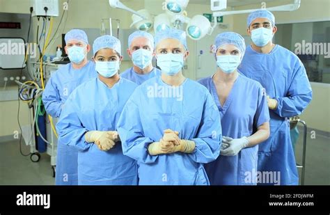 Trauma Team Hospital Stock Videos And Footage Hd And 4k Video Clips Alamy