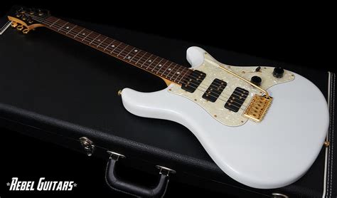 Preowned 1994 Paul Reed Smith Eg 3 In Pearl White Rebel Guitars