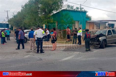 Hoy Tamaulipas Encontronazo Deja Danios Materiales En Nuevo Laredo