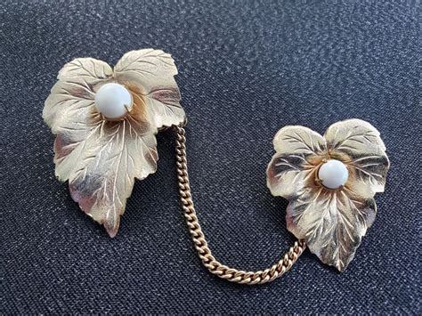 Vintage Sarah Coventry Leaf Pins With Faux White Pearls Etsy UK In