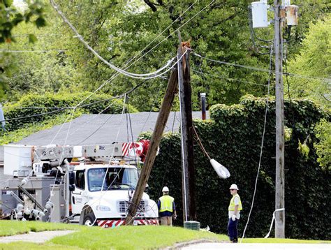 'Straight-line winds': Microburst caused damage in Sunday storm | Local ...