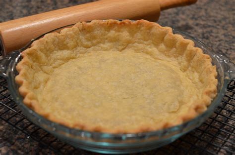 Pie Crust 4 Cups Flour 1 Tablespoon Sugar 2 Teaspoons Salt 2 Egg Whites 1 Tablespoon Vinegar 1 2