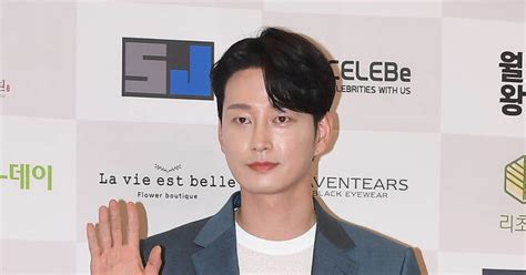 이현욱 측 차지연과 동선 겹쳐 코로나19 검사 받아공식입장