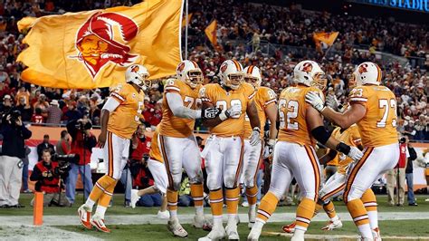 Ranking new NFL uniforms for 2023: Is Bucs’ creamsicle shirt the cream ...