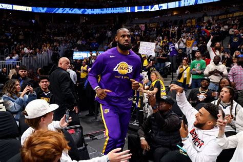 Lebron James On La Lakers Blowing 17 Point Lead Everything Has To Go