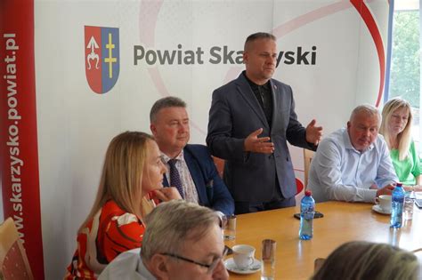 W skarżyskim starostwie odbyło się spotkanie przedstawicieli władz