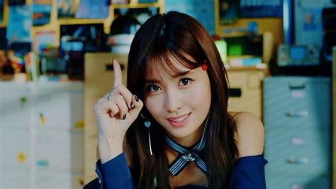 TWICE "Signal" Japanese Ver {#twice #트와이스 #momo #모모 #もも #ONCE # ...