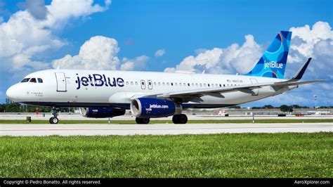 N827JB JetBlue Airways Airbus A320 By Pedro Bonatto AeroXplorer