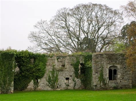 Thornbury Castle Gardens UK | Castle garden, Castle, Favorite places