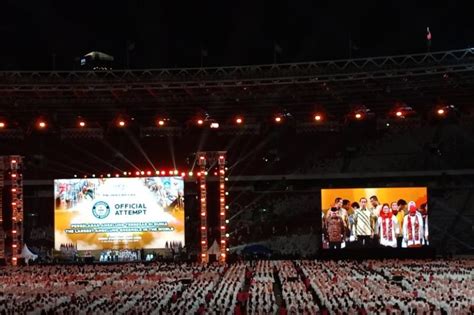 Pertunjukan Angklung Terbesar Di Dunia Indonesia Pecahkan Rekor Dunia