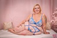 The Cute Candidate Bbw Lexii Lynn Blush Erotica Vr