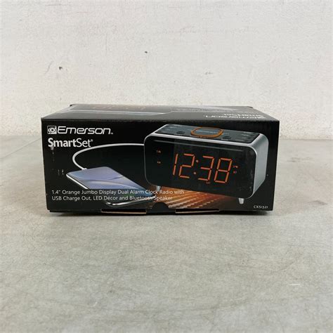 Emerson Radio SmartSet Alarm Clock Radio With Bluetooth Speaker