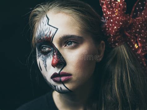 Halloween The Face Of A Girl Is A Doll The Floor Of A Face Is Dead A