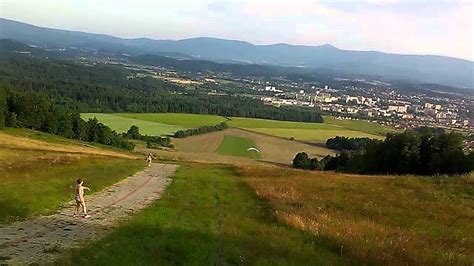 Lot paralotnią Jelenia Góra góra szybowcowa, Jeżów Sudecki - YouTube
