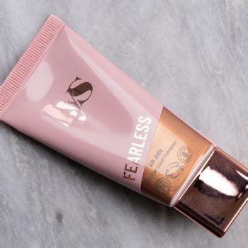 LYS Beauty Fearless Aim High Liquid Highlighter Review & Swatches