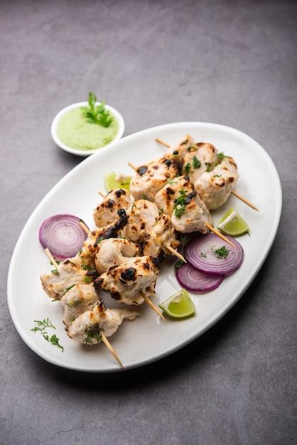 Premium Photo Malai Chicken Tikka Or Murgh Malai Is A Mouthwatering