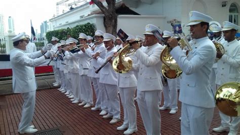 Junto A Los Paname Os Banda Republicana Conmemora Sus A Os