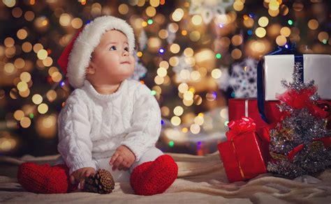 Christmas Baby Photoshoot Ideas | Blog | Bebe Couture