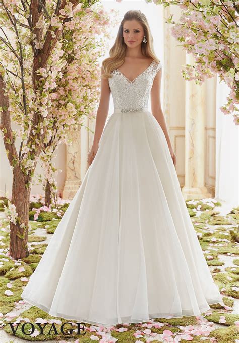 Wedding Dress - Mori Lee Voyage FALL 2016 Collection: 6836 - Delicately