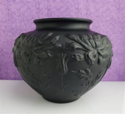 1920s 1930s Tiffin Black Amyethyst Satin Glass Bowl Vase With Aster Flower Relief 5 5h Etsy